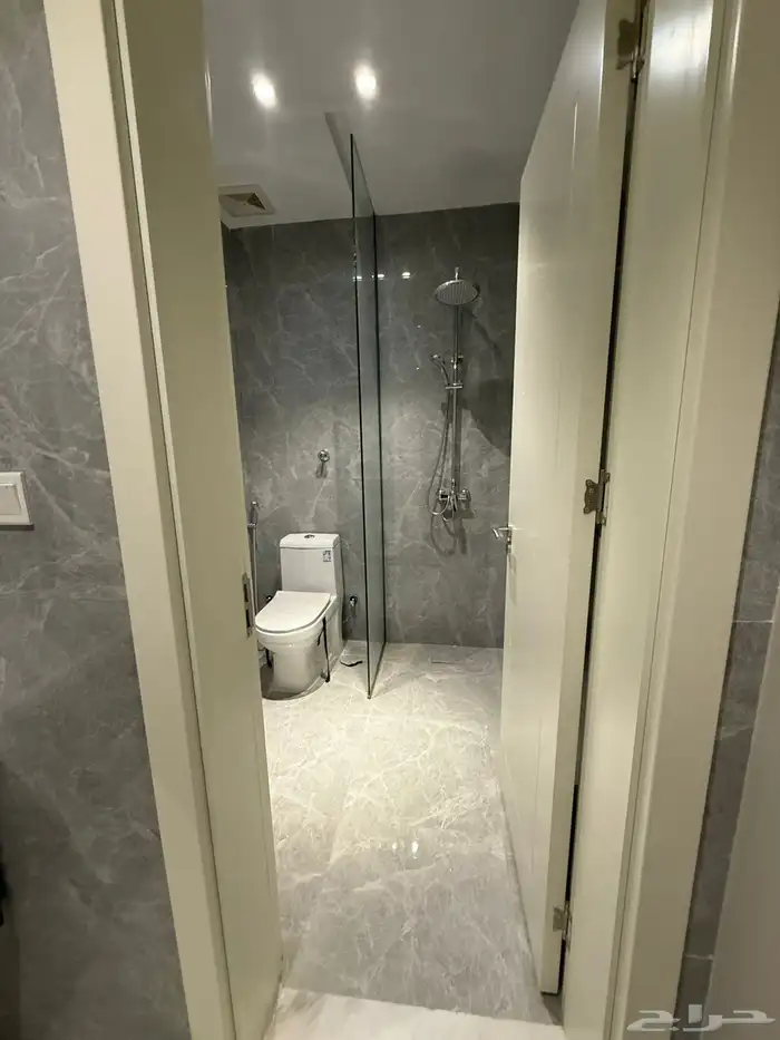 شقة للإيجار 5 غرف 1