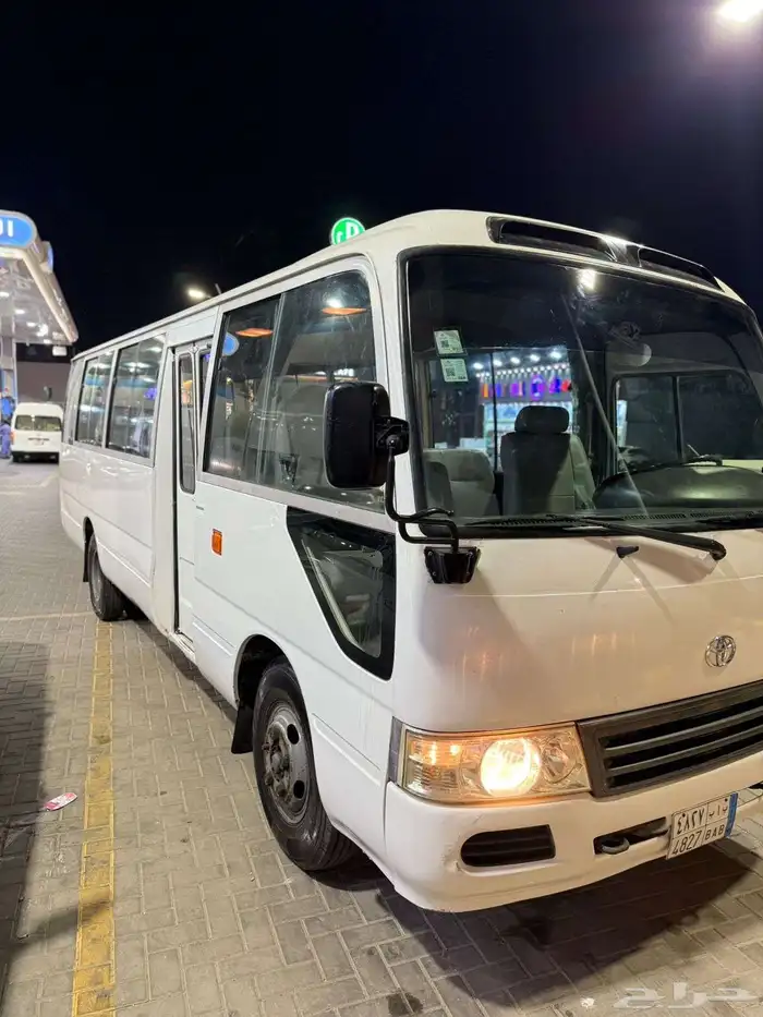 باص كوستر موديل 2015 للبيع 6