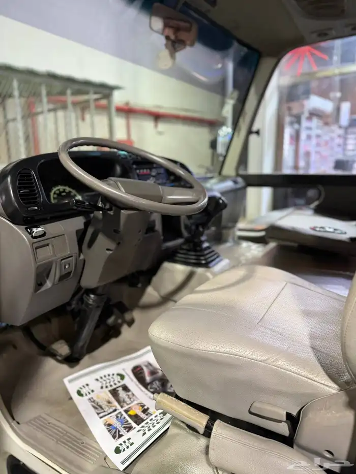 باص كوستر موديل 2015 للبيع 2