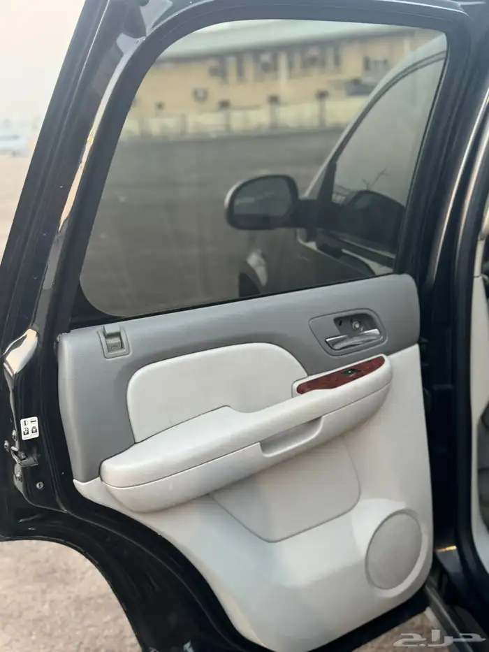 تاهو08-LTZماشي370ألف بحالةممتازةكل شي جديد 5