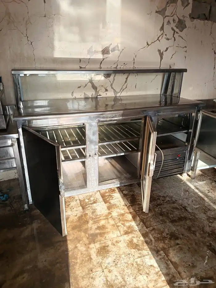 مجموعة معدات مطعم للبيع نظيفه 8