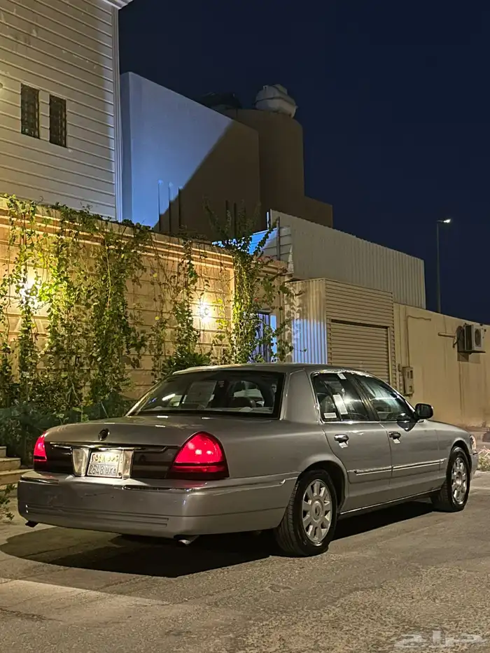 فورد ماركيز 8