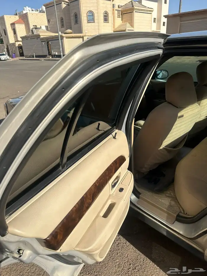 للبيع فورد ماركيز 4