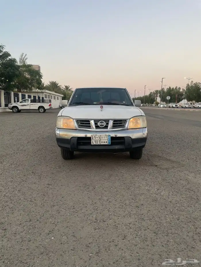 للبيع ددسن 2008 غمارتين على يد مالكها فقط 3