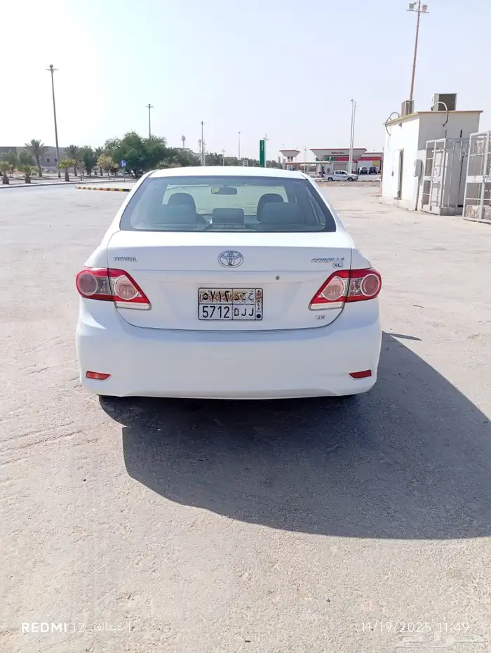للبيع كورلا 2013 قير تماتيك 3