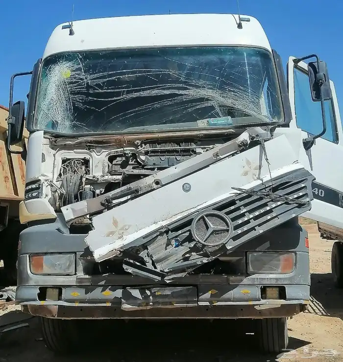 للبيع تشليح راس اكترس قطع غيار تفريد موديل 2003 ام بي ون 0