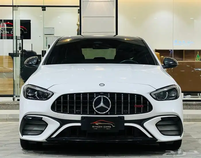 مرسيدس 2022 C300 ( بحالة الوكالة ) 2