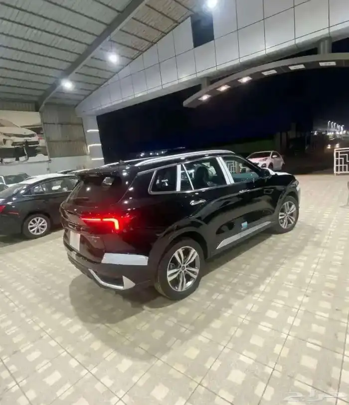 فورد تريتوري تيتانيوم بلس 2025 3