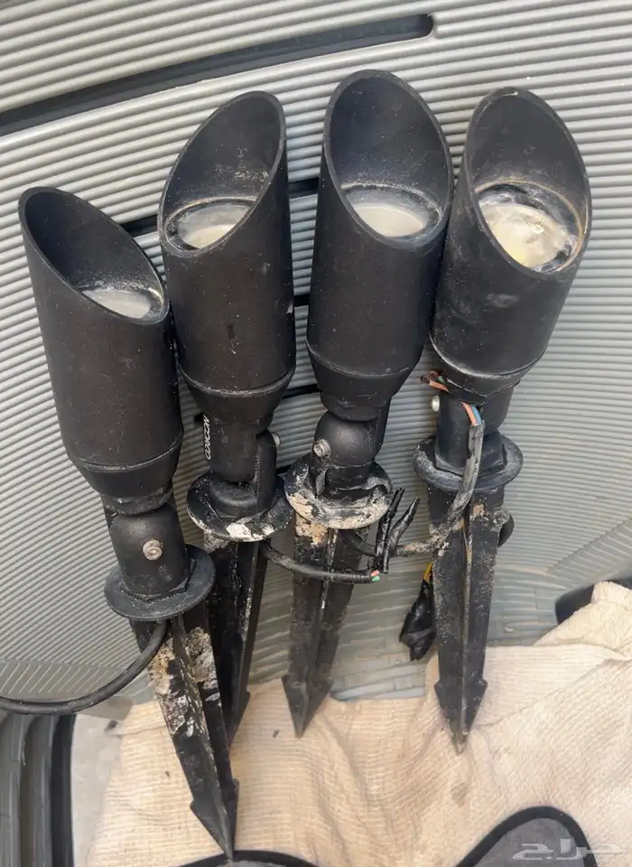 لمبات حديقة خارجيه للبيع 0