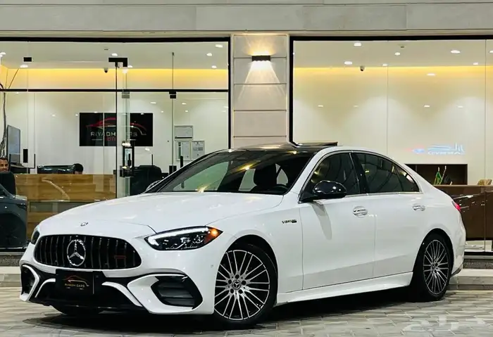 مرسيدس 2022 C300 ( بحالة الوكالة ) 1