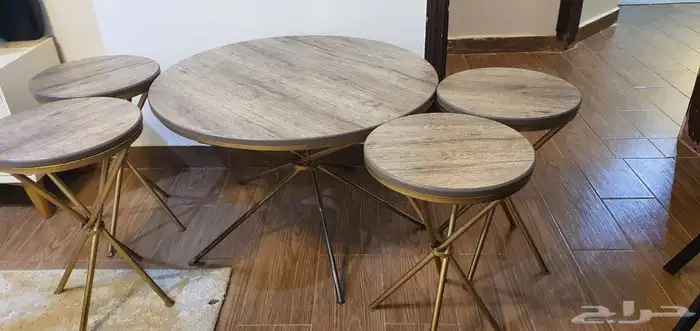 طاوله للبيع 0