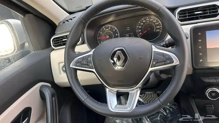 رينو داستر 2024 لدى شركة عبدالمجيد الخضر للسيارات 8