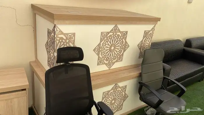 مكاتب ورفوف وسكرتاريه 2