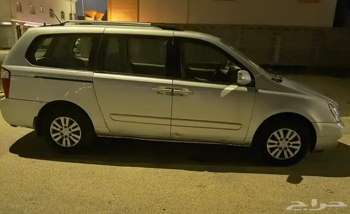 كيا كارينفال 2013 4