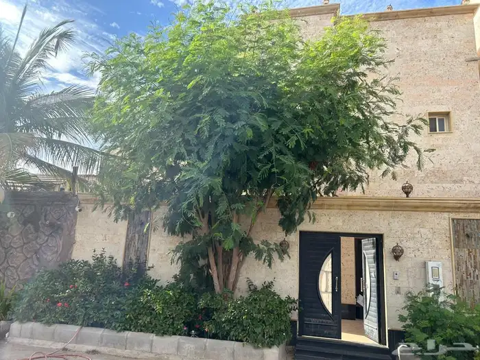 للبيع فيلا متصله في حي اللولو ابحر الشماليه 0