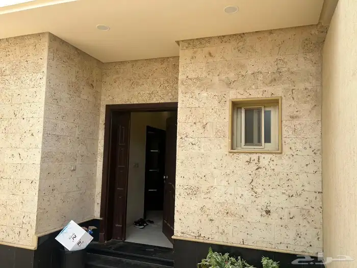 للبيع فيلا متصله في حي اللولو ابحر الشماليه 3