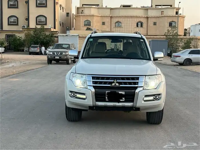 جيب باجيرو 2020 ماشي 145 ألف التنده مقصوصة 0