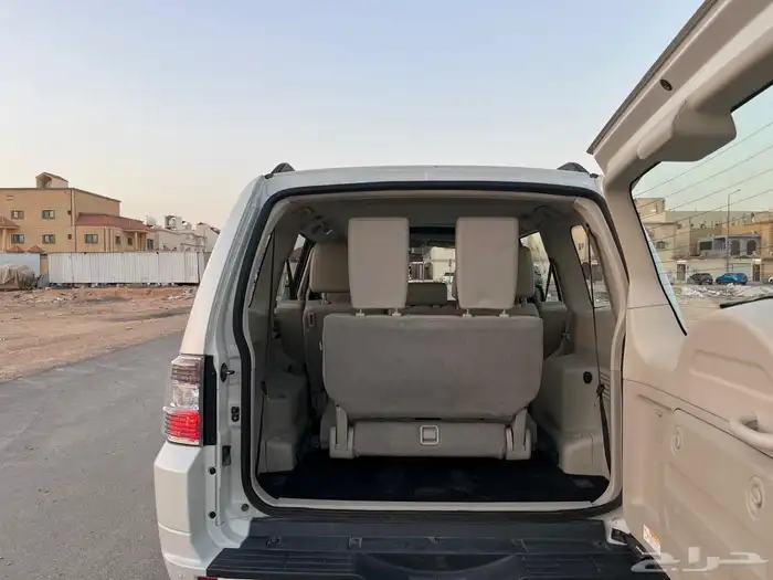 جيب باجيرو 2020 ماشي 145 ألف التنده مقصوصة 1