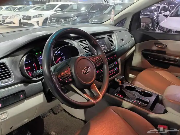 كيا كارنيفال ابيض 2019 ديزل بطاقة جمركية وارد كوريا 7