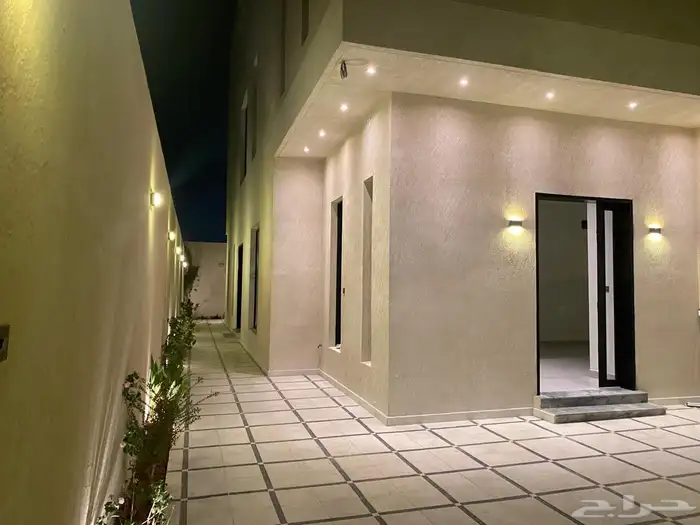 فيلا للايجار حي العارض 7