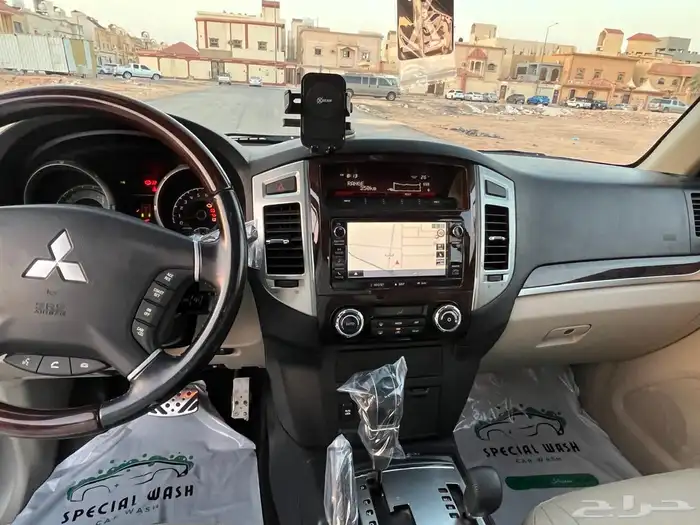 جيب باجيرو 2020 ماشي 145 ألف التنده مقصوصة 6