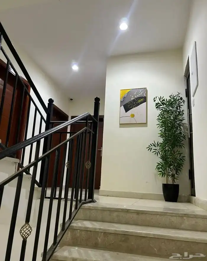 غرفة مشتركة 0