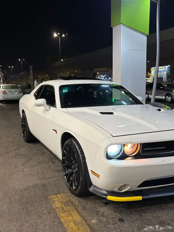 تشالنجر 2013 RT V8 1