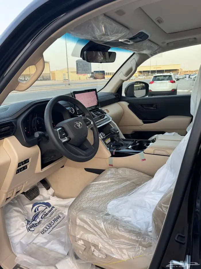 للبيع تويوتا لاندكروزر 2025-L3 - اسود أصفار باقل الأسعار 11