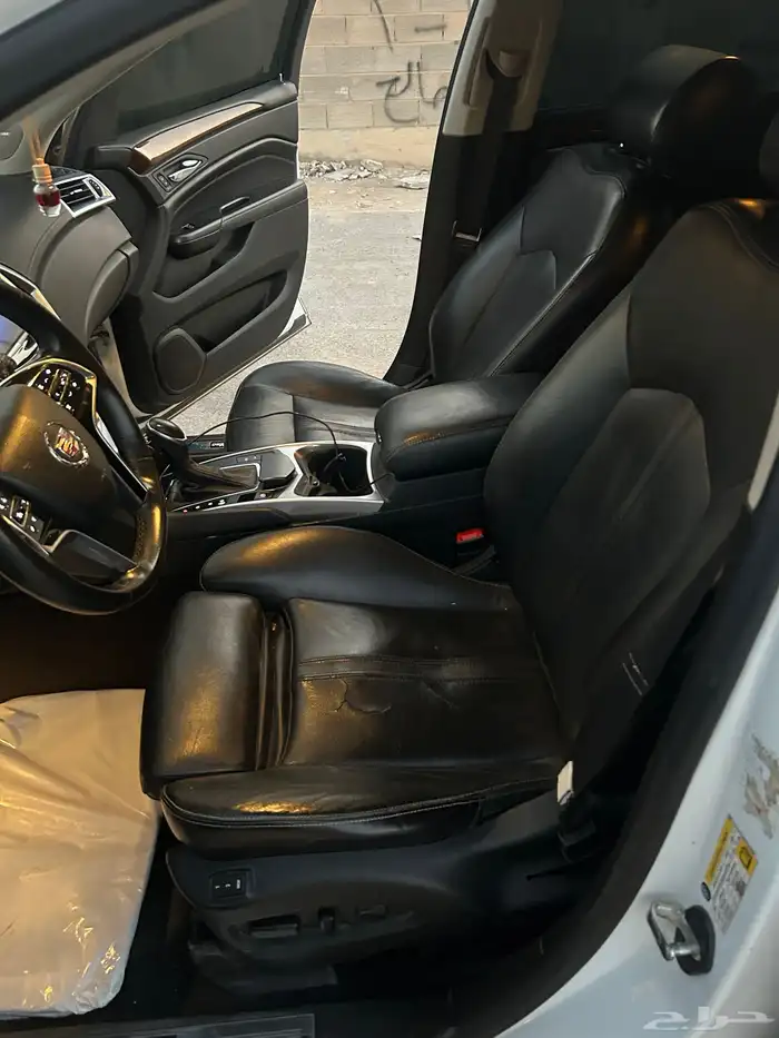 للبيع كاديلاك نظيف 7