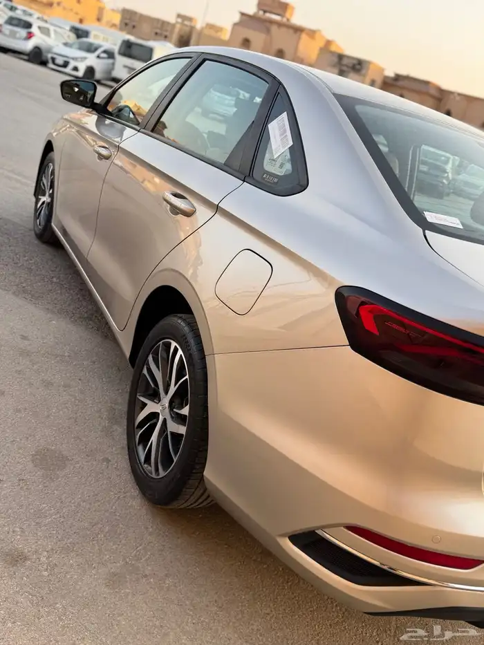 جلي امجراند 2023 نص فل نظيف 3