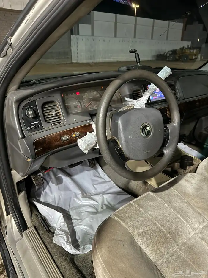 فورد ماركيز 2005 للبيع 2