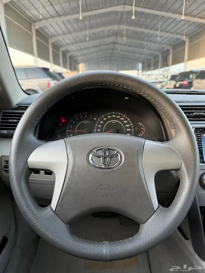 للبيع تويوتا كامري 2011 ليميتد 28