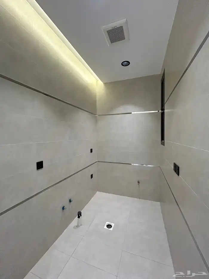 للبيع شقق ارضية و أرواف علوية تشطيب VIP أحد رفيدة مخطط هيف 20