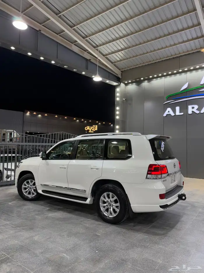 جي اكس ار ديزل 2021 بريمي لدى معرض(عبيد الرشيدي) 5