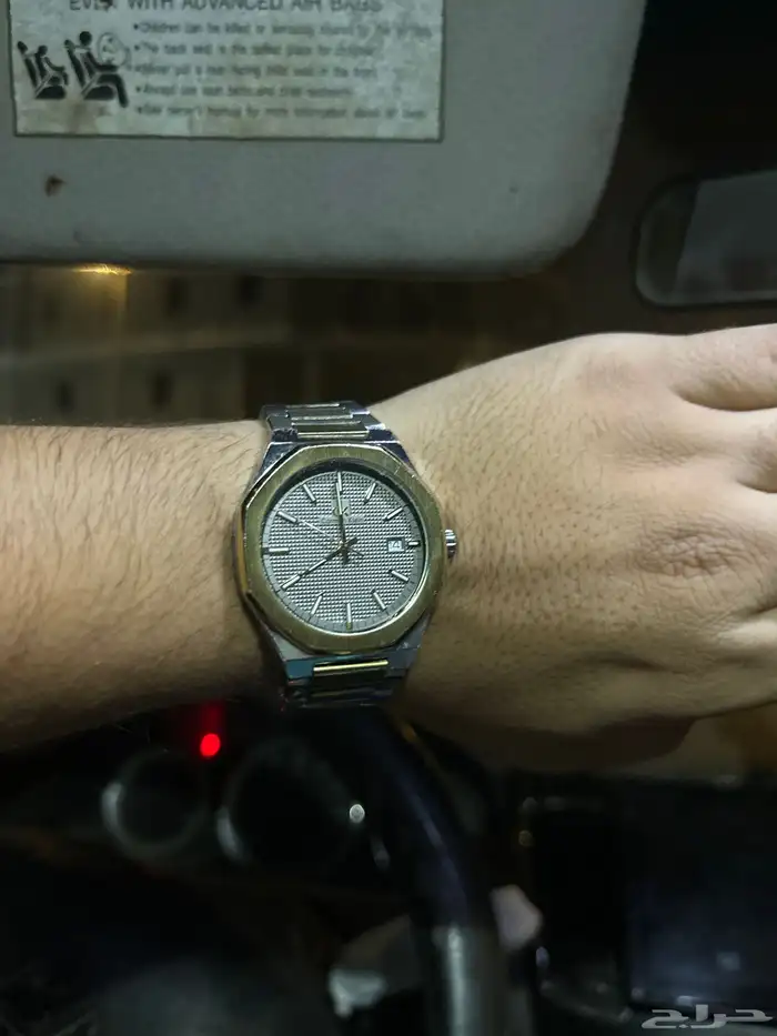 ساعه بضمان مع الكرتون حقها 0