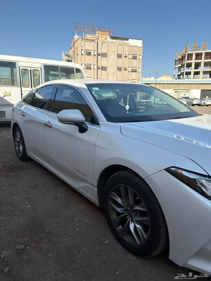 افالون Xle نظيفة ومشروطة 1