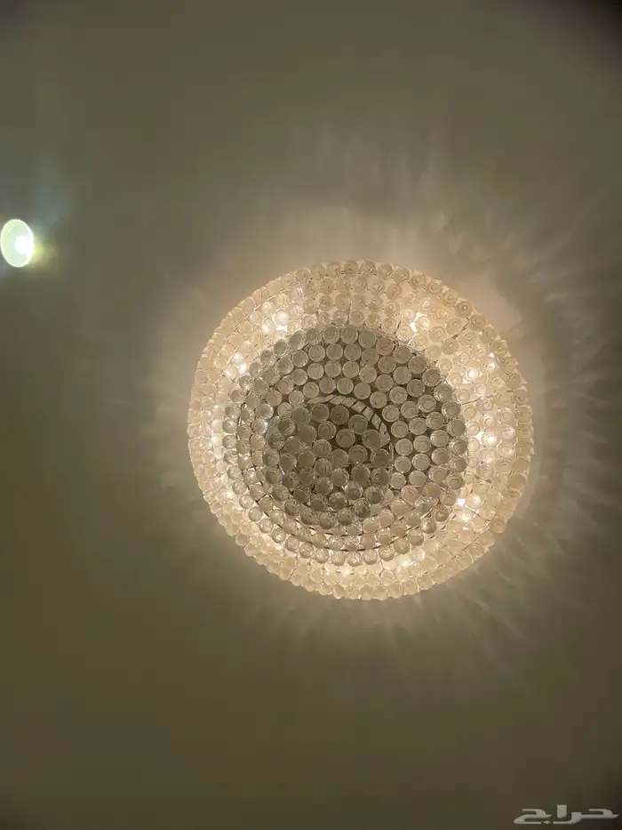 ثريات للبيع 8