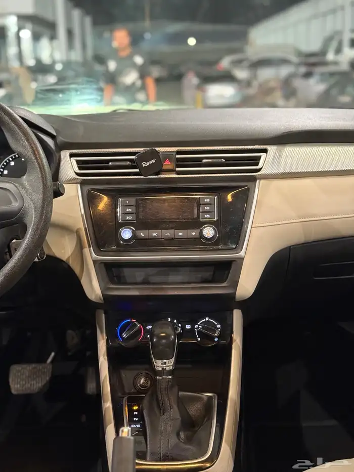 ام جي 5 MG 2023 17