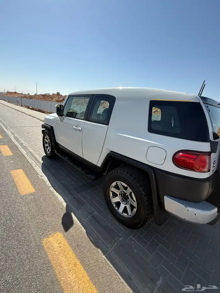 سياره اف جي fj تانك كبير فل كامل للبيع 2