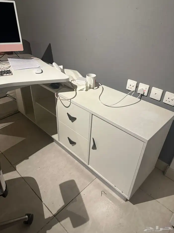 مكتب اداري مودرن 2