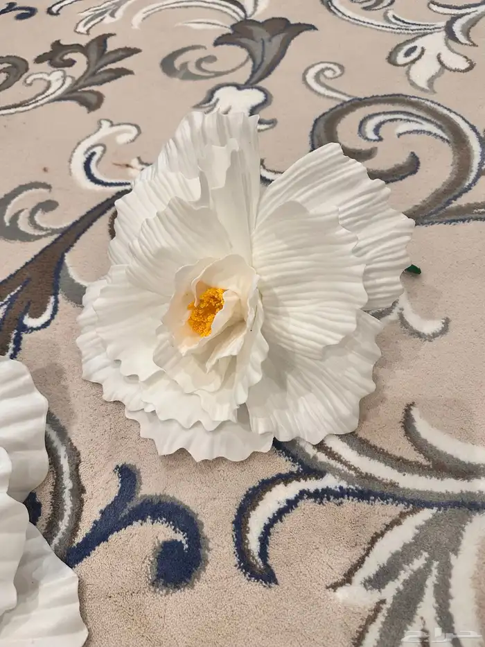 ورد صناعي كبير 1