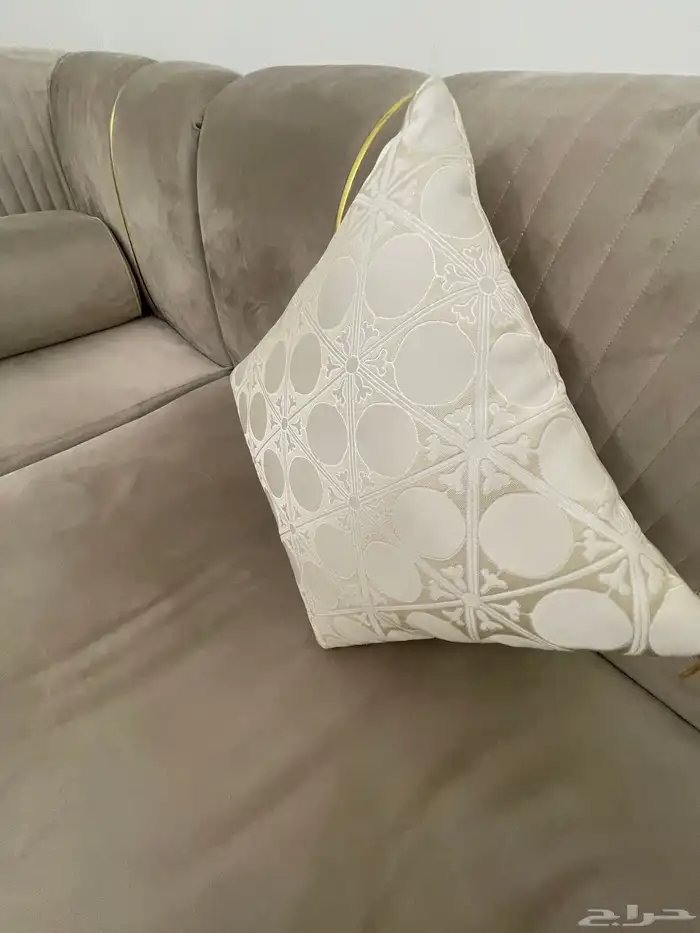 كنب وطاولات 1