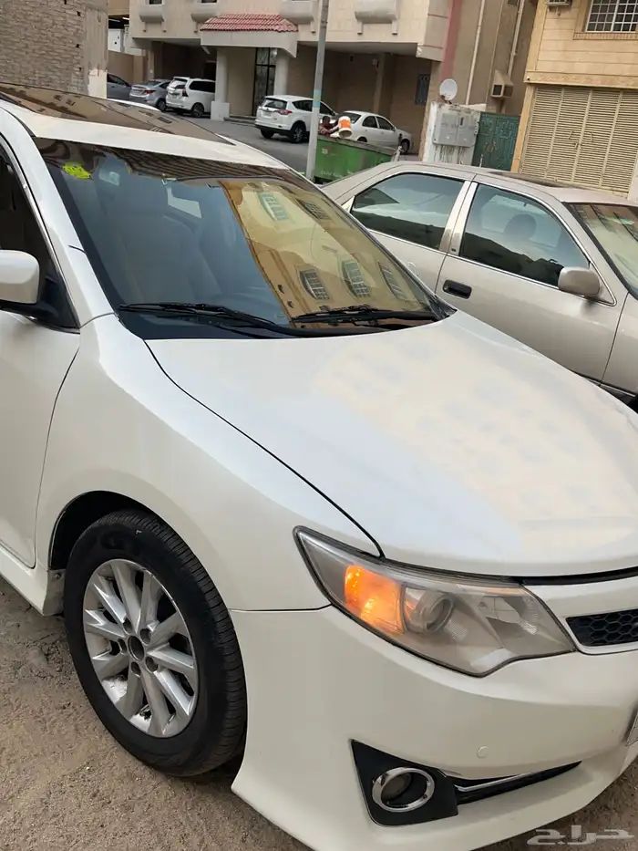 للبيع كامري 2013 فل كامل GLX 1