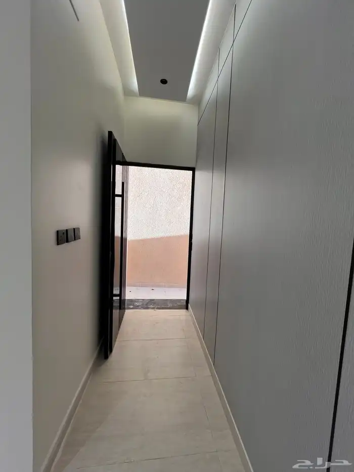 للبيع ادوار ارضيه وارواف علويه حى النسيم خميس مشيط 10