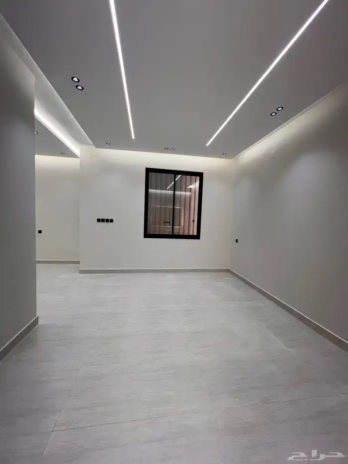 للبيع ادوار ارضيه وارواف علويه حى النسيم خميس مشيط 33