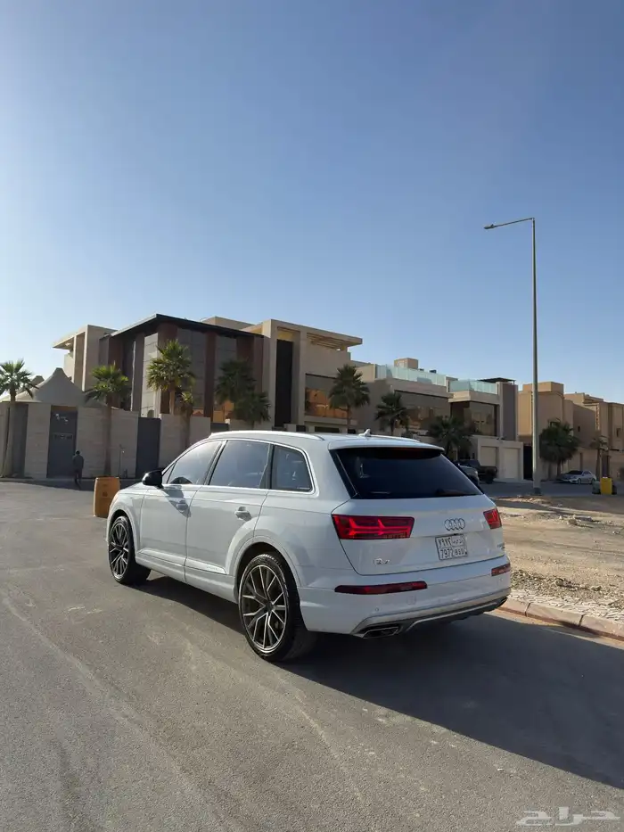 اودي Q7 2018 أبيض ممشى 137 الف 3