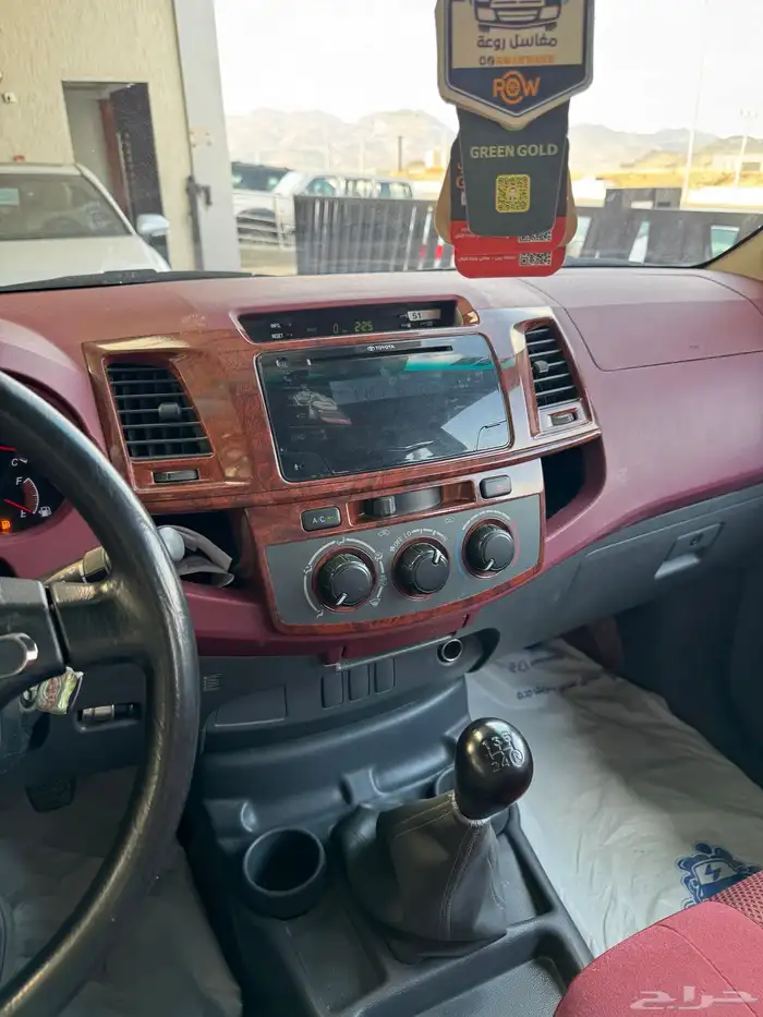 للبيع هايلوكس 2015 غمارتين فل كامل عداد 118 الف 13