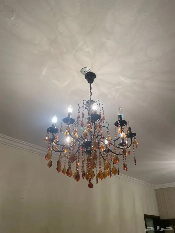 ثريات للبيع 19