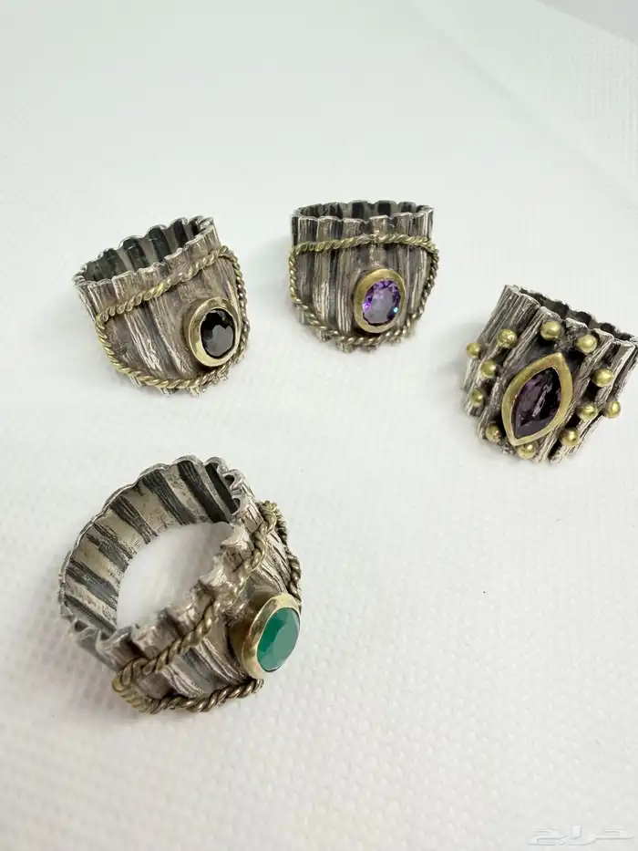 خواتم فضية بشكل جذع شجرة متوجة بفصوص ملونة 0