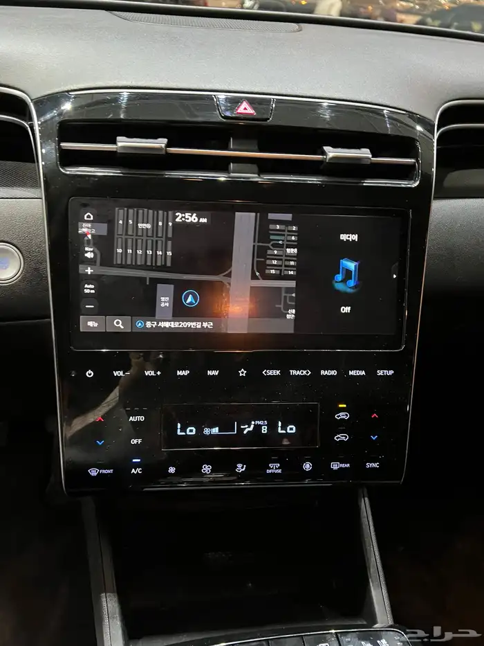 توسان 2021 ابيض بطاقة جمركية 14